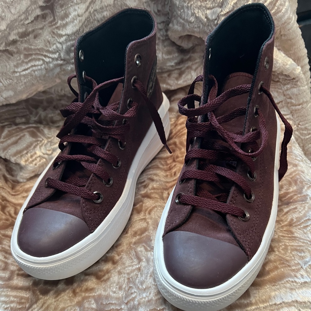 NWOT Converse All Star Hi Move Platform Shoes